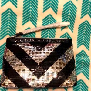 Women’s makeup bag